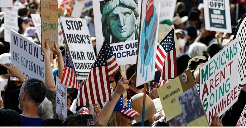 Etats-unis: la révolution est en marche mais toujours en construction