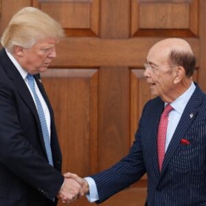 Tout faire pour que l'orchestre continue de jouer sur le pont du Titanic