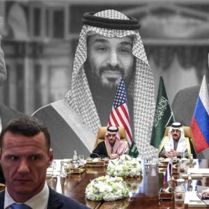 Le secteur américain du schiste s'effondre et les Etats-Unis sont désespérés alors que  la Russie et l'Arabie saoudite serrent leur étreinte